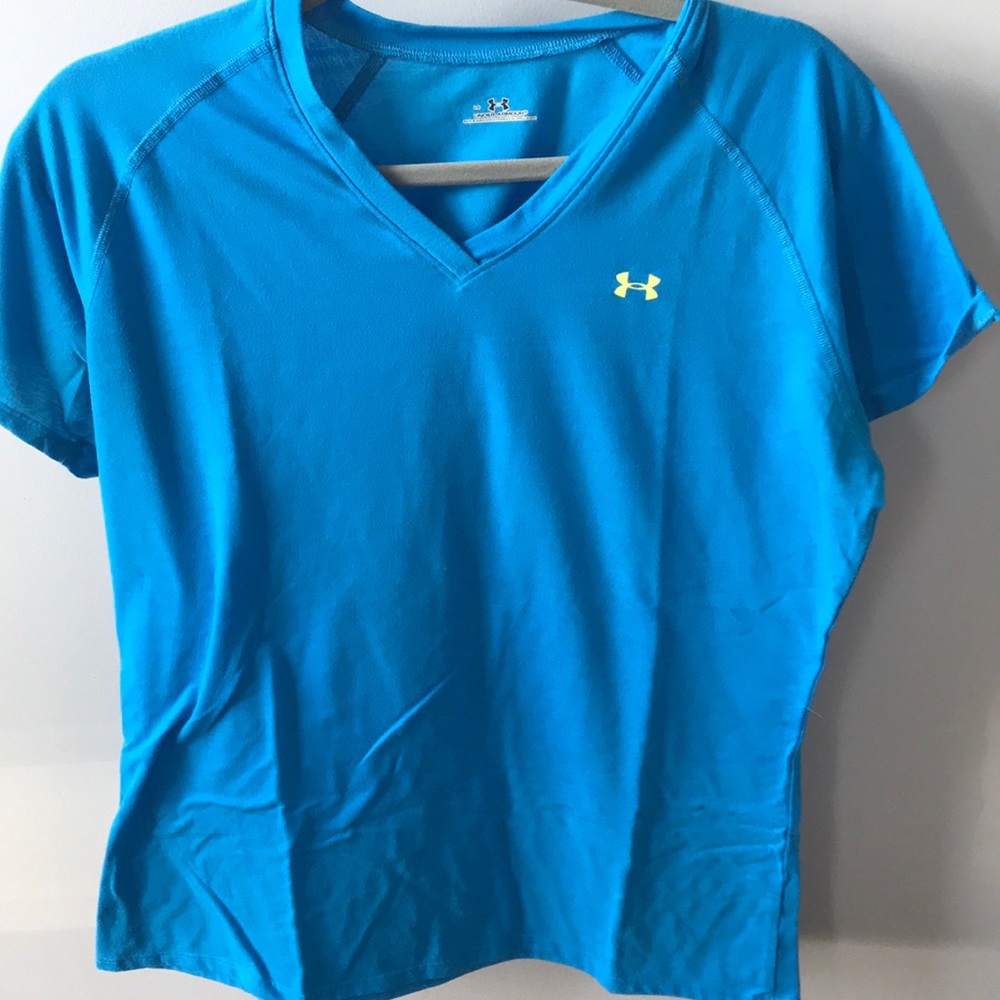 Under Armour V-Neck Top